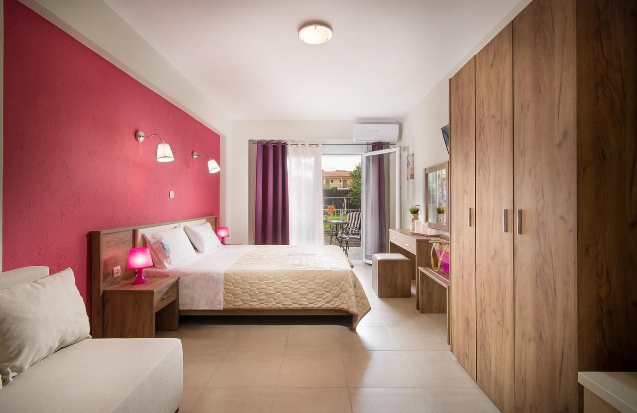 Anneta'S House Apartment Никити Екстериор снимка