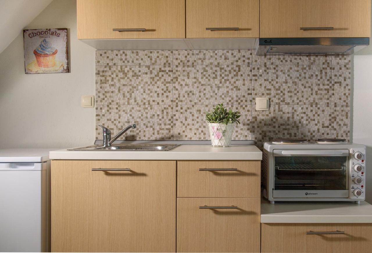 Anneta'S House Apartment Никити Екстериор снимка