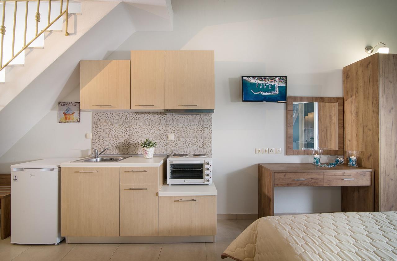 Anneta'S House Apartment Никити Екстериор снимка